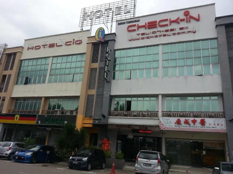 Check-In Hotel Johor Bahru